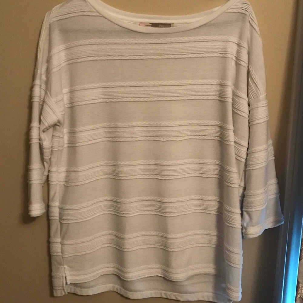 Loose Fitted white top !